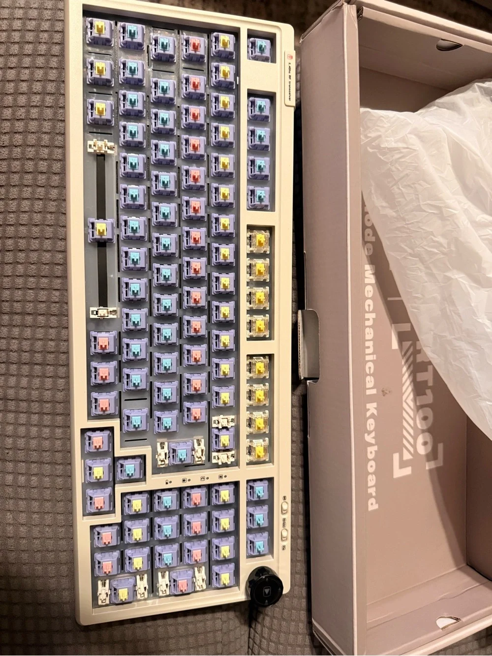 Epomaker RT-100 keyboard